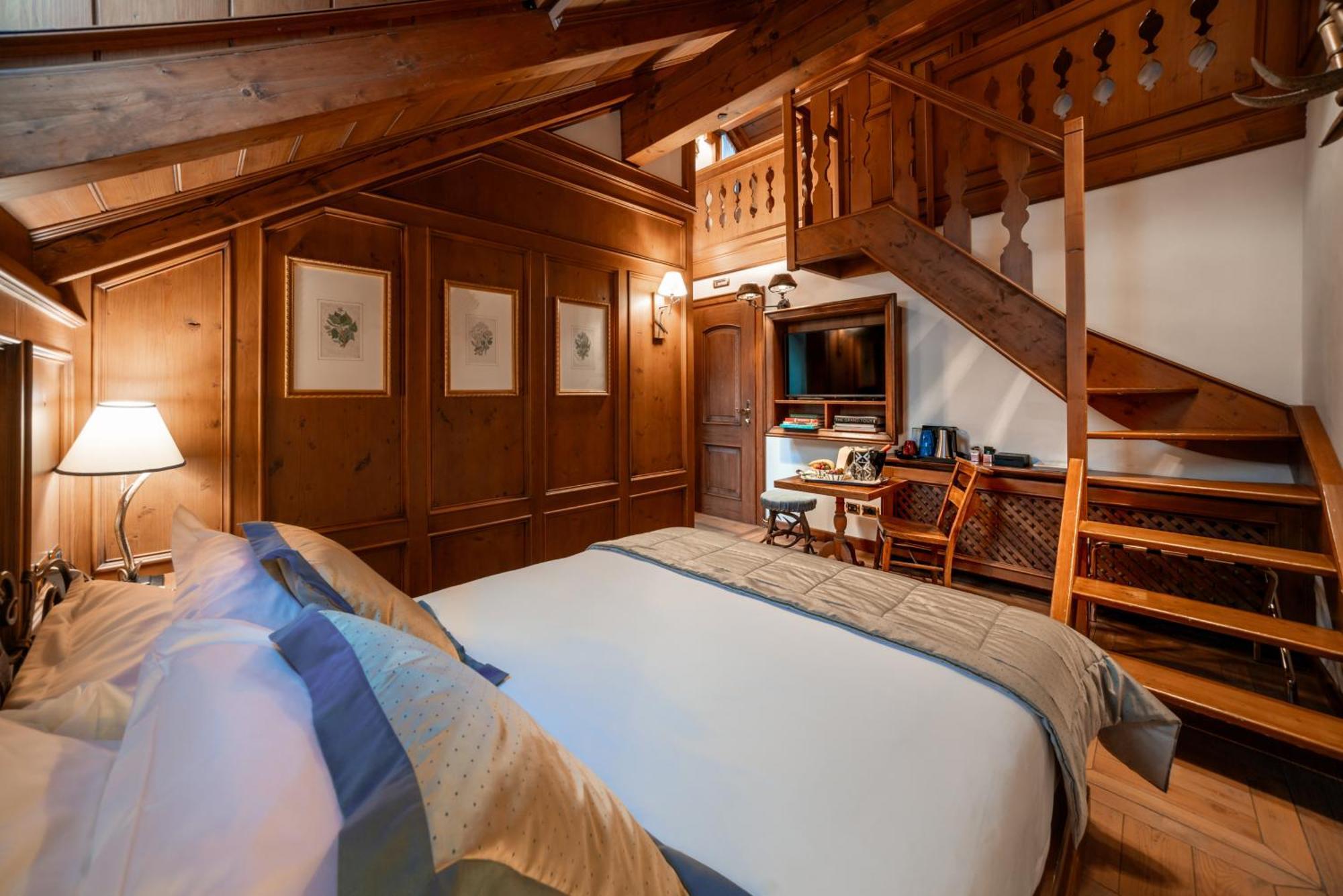 Luxury Quadruple Room,1653540599:JPEG